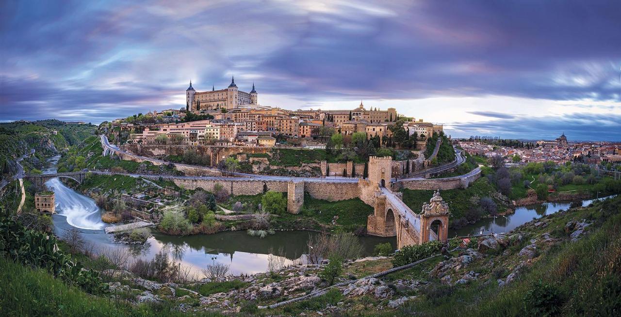 Toledo Ciudad De Las Tres Culturas , Un Lugar Para Disfrutar Todas Las Familias Con Sus Hijos " Desayuno Incluido" Villamiel de Toledo Kültér fotó