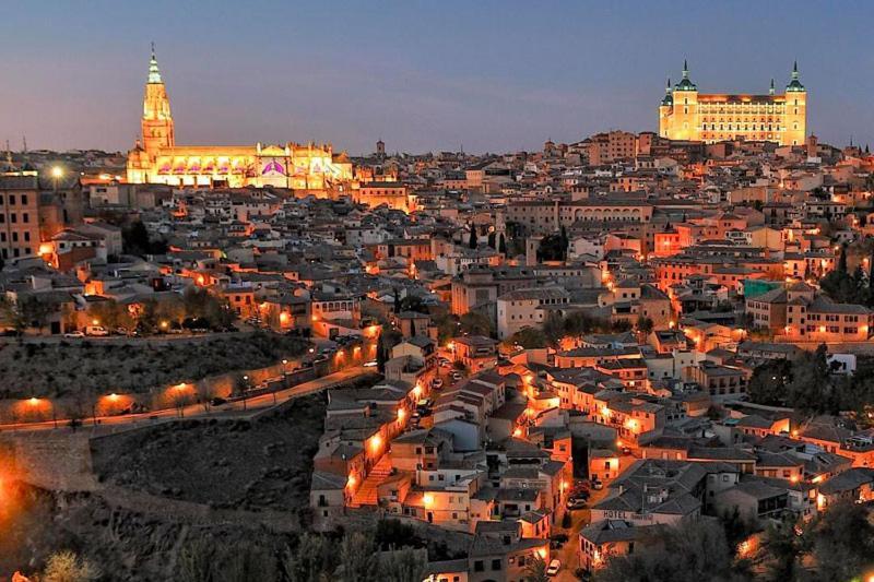 Toledo Ciudad De Las Tres Culturas , Un Lugar Para Disfrutar Todas Las Familias Con Sus Hijos " Desayuno Incluido" Villamiel de Toledo Kültér fotó